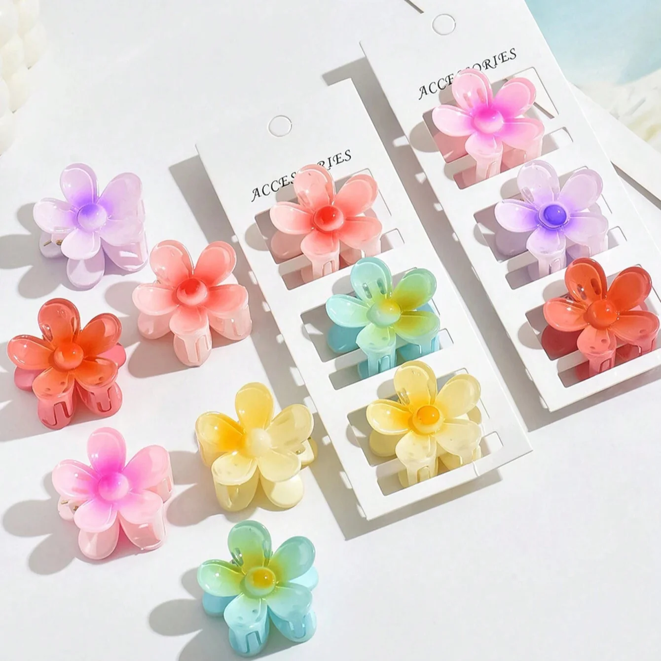 2pcs Mini Gradient Blossom Clips