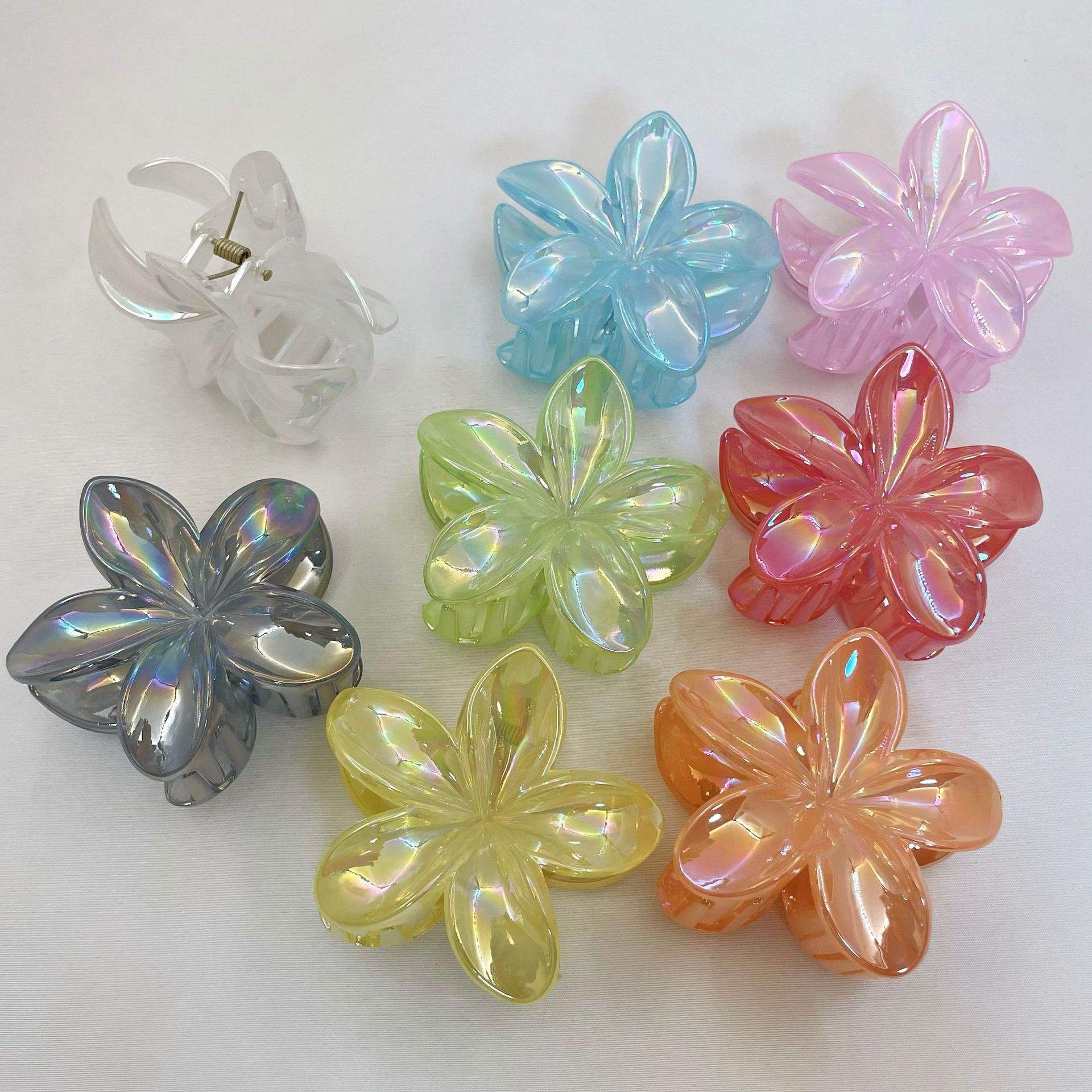 2pcs Small Transparent Clips - Image 3