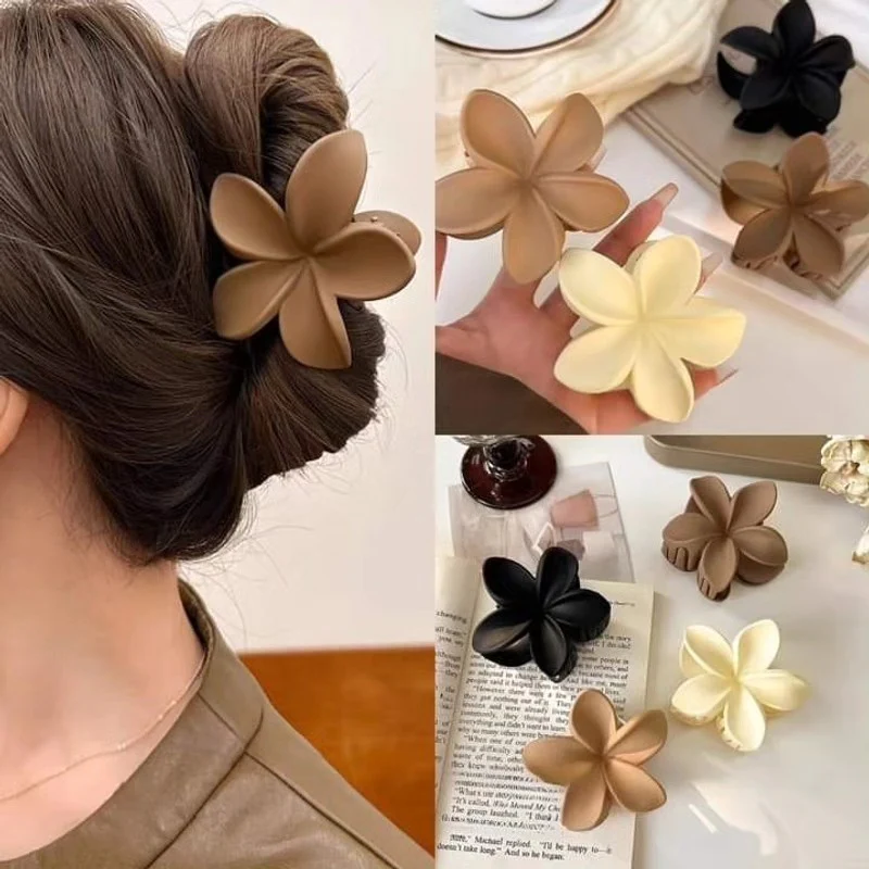 4pcs Nude Floral Clips - Image 2