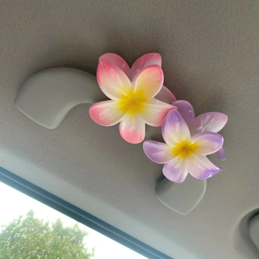 Glossy Plumeria Clip - Image 3