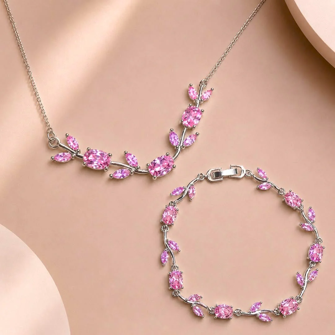 Tulip Bracelate and Necklace (with box)